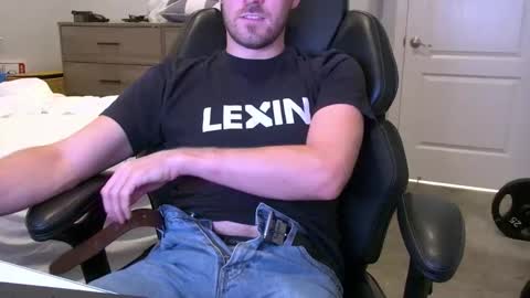 Snapshot of jakesnake442 chatting on 09-16-25, 04:24 jakesnake442 online show from 09-16-25, 04:24