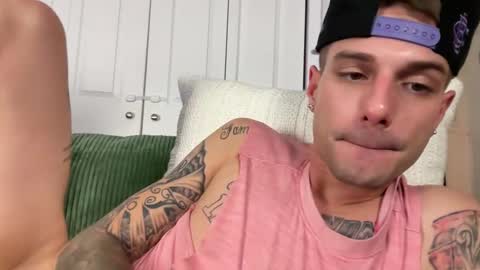 Snapshot of jakespencerxx9 chatting on 01-26-25, 06:38 Jake Spencer online show from 01-26-25, 06:38