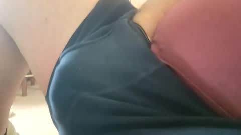 Snapshot of jallen1993 chatting on 03-06-26, 05:31 jallen1993 online show from 03-06-26, 05:31