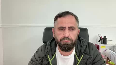 Snapshot of jam0786 chatting on 10-27-25, 03:54 jam0786 online show from 10-27-25, 03:54