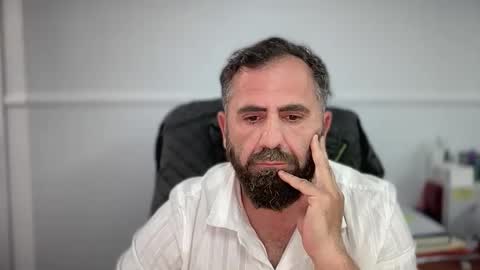 Snapshot of jam0786 chatting on 11-26-25, 03:40 jam0786 online show from 11-26-25, 03:40