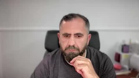 Snapshot of jam0786 chatting on 01-12-26, 05:45 jam0786 online show from 01-12-26, 05:45