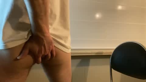 Snapshot of jam_344 chatting on 12-20-25, 05:20 jam_344 online show from 12-20-25, 05:20