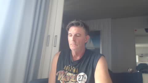 Snapshot of jam_on_it chatting on 02-20-25, 04:28 JAM online show from 02-20-25, 04:28