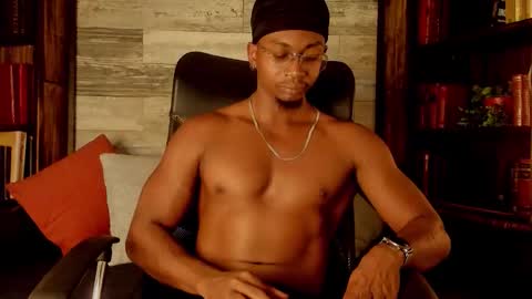   online show from 10-18-25, 04:04