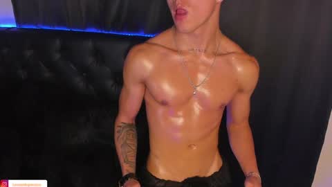 Snapshot of james1lee_ chatting on 12-17-24, 09:50 LeonardoInsta LeonardoperezcoPvt open online show from 12-17-24, 09:50