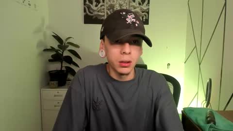 Snapshot of james_adamss_ chatting on 11-27-25, 12:51 james_adamss_ online show from 11-27-25, 12:51