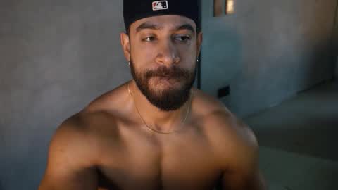 James Axel online show from 11-05-25, 01:33