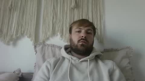 Snapshot of james_heron chatting on 10-27-25, 08:40 James Heron online show from 10-27-25, 08:40