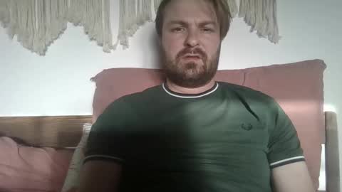 Snapshot of james_heron chatting on 11-26-25, 09:10 James Heron online show from 11-26-25, 09:10