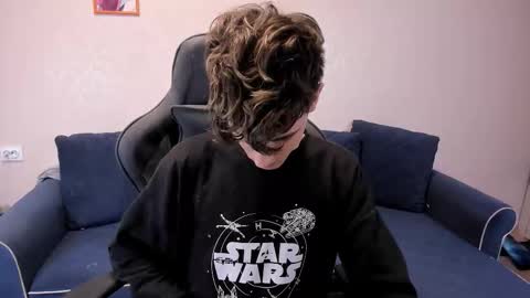 Snapshot of james_mil chatting on 10-09-25, 07:01 James online show from 10-09-25, 07:01