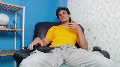 james_morrisonm online show from 04-21-26, 01:39