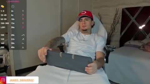 jamesdekker online show from 10-01-25, 08:15