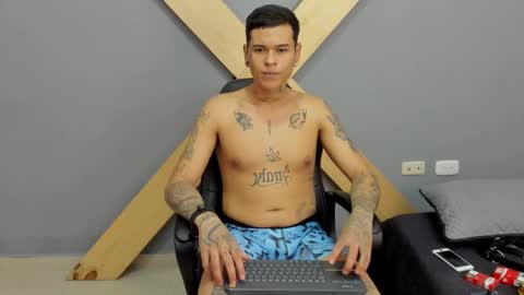 Snapshot of jamesinked_ chatting on 12-13-24, 03:32 Jamesinked online show from 12-13-24, 03:32