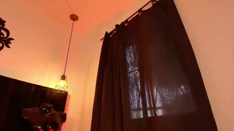 Snapshot of jamess__brown chatting on 11-25-25, 07:58 James Brown online show from 11-25-25, 07:58