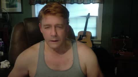 Snapshot of jamesxxxcam chatting on 07-08-26, 08:35 James online show from 07-08-26, 08:35