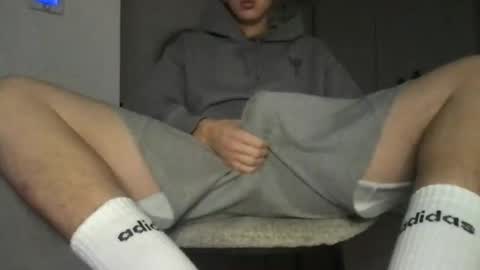 Snapshot of jami4u chatting on 12-21-25, 10:44 JAMI4U online show from 12-21-25, 10:44