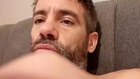 Snapshot of jamie198307 chatting on 10-27-25, 09:46 jamie198307 online show from 10-27-25, 09:46