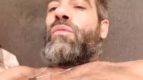 Snapshot of jamie198307 chatting on 11-19-25, 11:27 jamie198307 online show from 11-19-25, 11:27