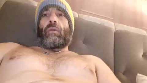 Snapshot of jamie198307 chatting on 11-24-25, 12:43 jamie198307 online show from 11-24-25, 12:43