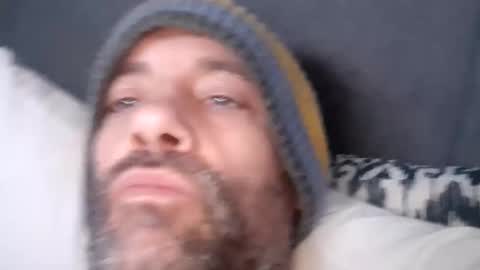 Snapshot of jamie198307 chatting on 12-13-25, 08:58 jamie198307 online show from 12-13-25, 08:58