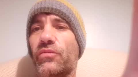 Snapshot of jamie198307 chatting on 02-08-26, 04:54 jamie198307 online show from 02-08-26, 04:54