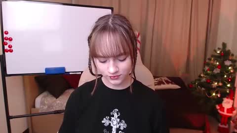 jamie_chung online show from 12-18-25, 05:13