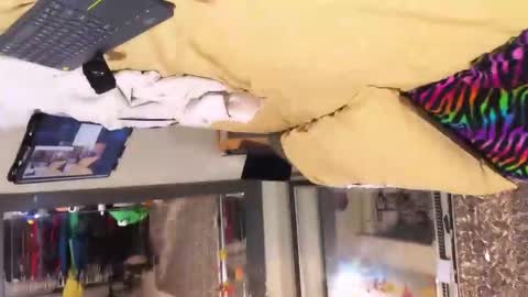 Bootyshows online show from 11-13-25, 12:59