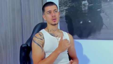 Snapshot of jamzawolf chatting on 01-17-26, 06:22 jamzawolf online show from 01-17-26, 06:22