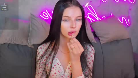 Eva online show from 11-12-25, 12:44