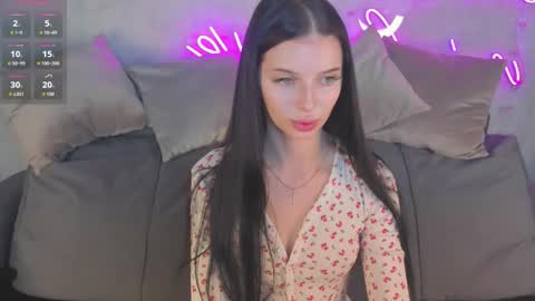 Eva online show from 11-18-25, 12:49