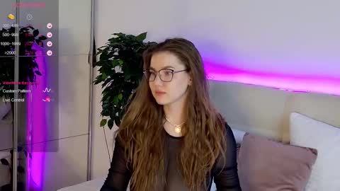 Snapshot of jane_meys chatting on 11-29-25, 05:10 your kitty JANE roawww online show from 11-29-25, 05:10