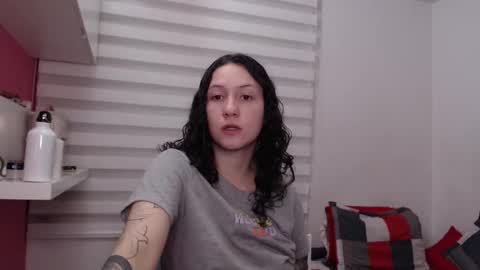 Snapshot of jane_r chatting on 02-04-26, 11:20 Jane online show from 02-04-26, 11:20