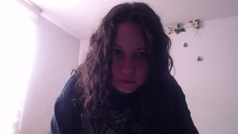 Snapshot of jane_r chatting on 02-05-26, 07:07 Jane online show from 02-05-26, 07:07