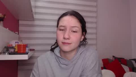 Snapshot of jane_r chatting on 02-19-26, 01:56 Jane online show from 02-19-26, 01:56