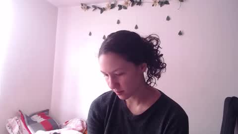 Snapshot of jane_r chatting on 02-25-26, 08:18 Jane online show from 02-25-26, 08:18