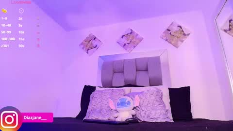 Jennifer online show from 09-17-25, 09:05