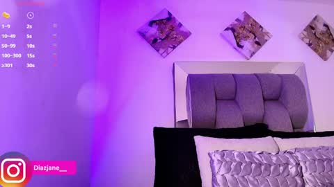 Jennifer online show from 04-05-26, 09:12