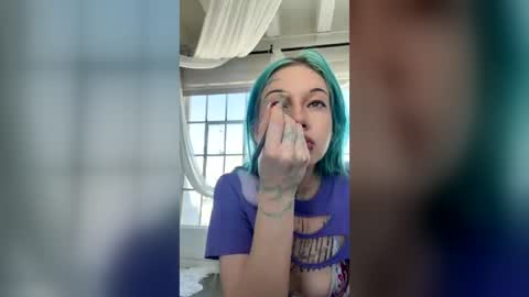 Janeliz online show from 06-19-26, 11:08