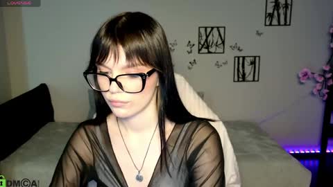 Alexia online show from 05-26-26, 10:22