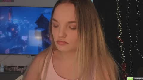 Hi Im Alice and here youll find something online show from 04-16-26, 06:58