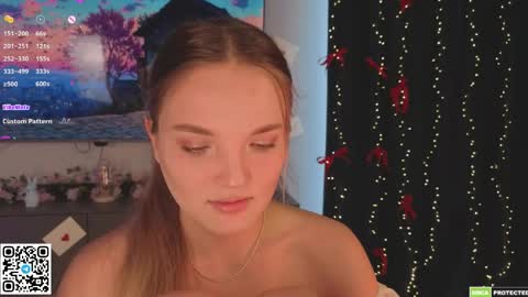 Hi Im Alice and here youll find something online show from 04-20-26, 06:38