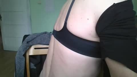 Snapshot of janexa chatting on 10-26-25, 11:05 janexa online show from 10-26-25, 11:05