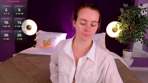 Snapshot of janicejay chatting on 07-17-26, 02:07 Jane online show from 07-17-26, 02:07