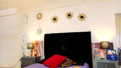 Snapshot of janick_baker chatting on 01-12-26, 05:18 janick_baker online show from 01-12-26, 05:18