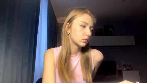 Stacy online show from 12-18-25, 03:34