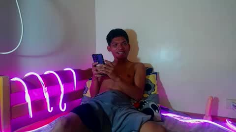 janlloyd04 online show from 09-18-25, 06:48