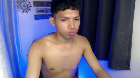 janlloyd04 online show from 10-29-25, 08:16