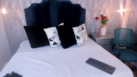 Janna  online show from 04-06-26, 08:10