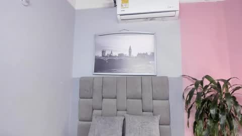 Janna online show from 10-30-25, 11:11